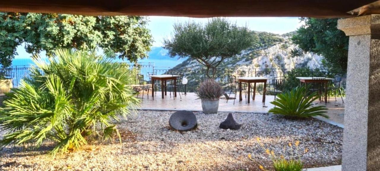 Hotel Turismo Rurale Villa Maria Caterina Кала-Гононе Экстерьер фото